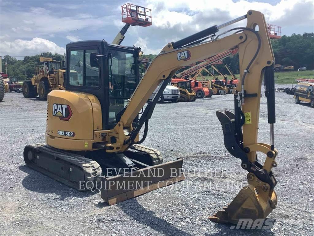 CAT 303.5E2CR Pelle sur chenilles