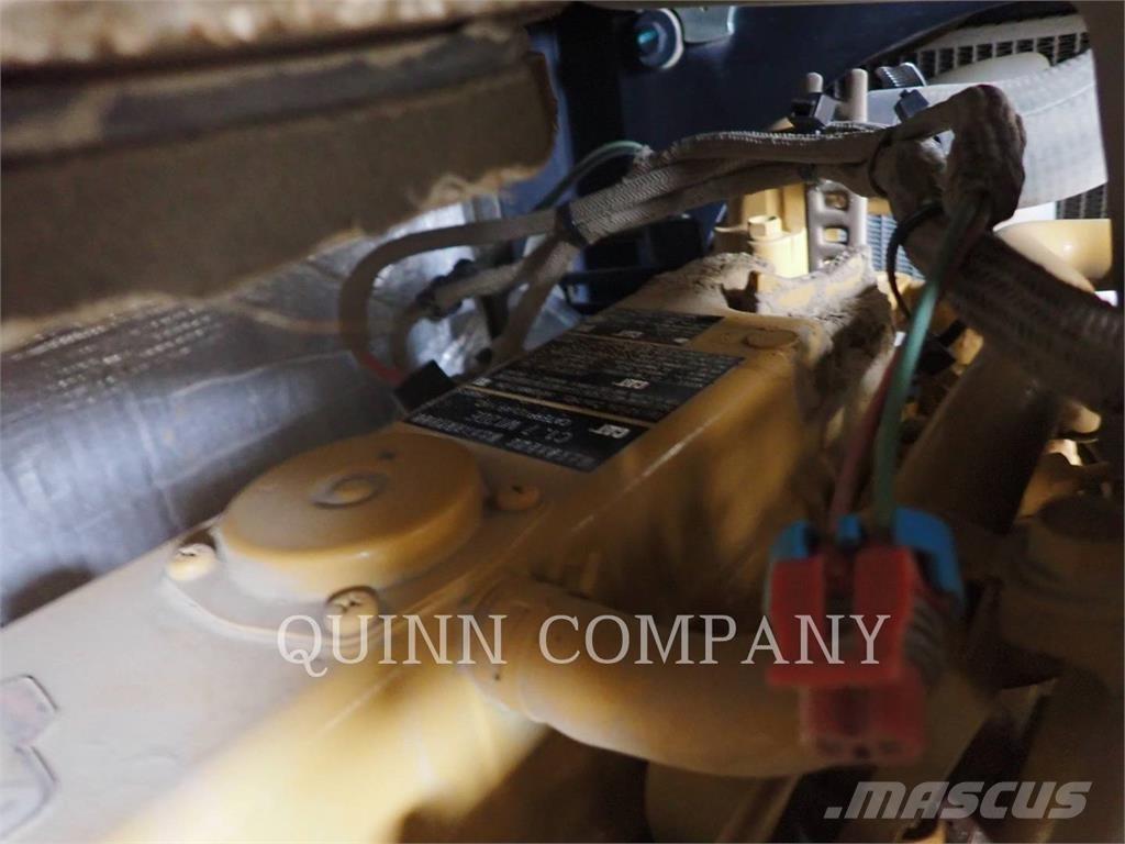 CAT 303.5E2CR Pelle sur chenilles