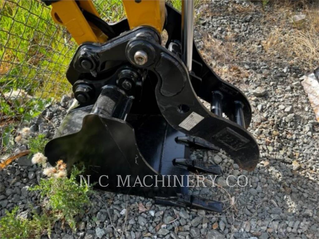 CAT 303.5E2CRN Pelle sur chenilles