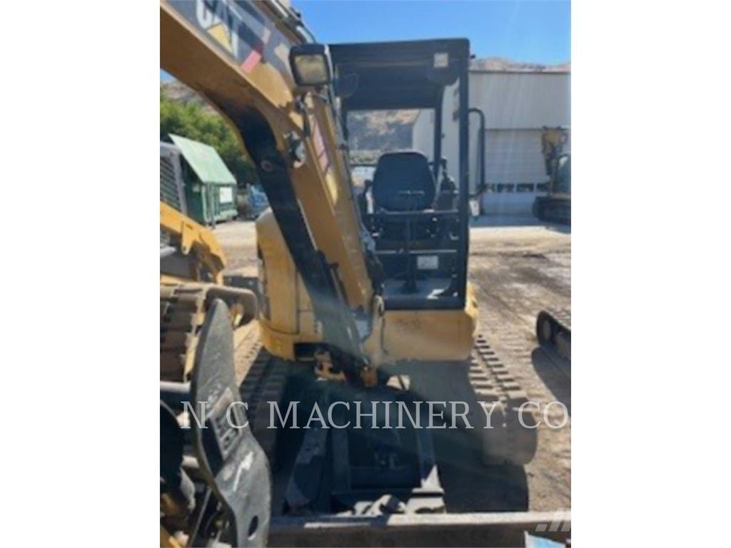 CAT 303.5E2CRN Pelle sur chenilles