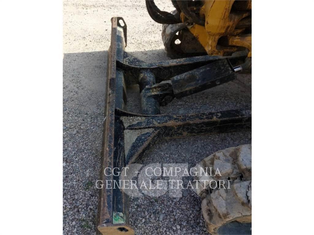 CAT 303.5ECR Pelle sur chenilles