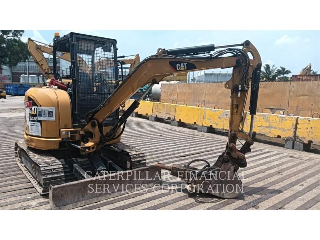 CAT 303.5ECR Pelle sur chenilles