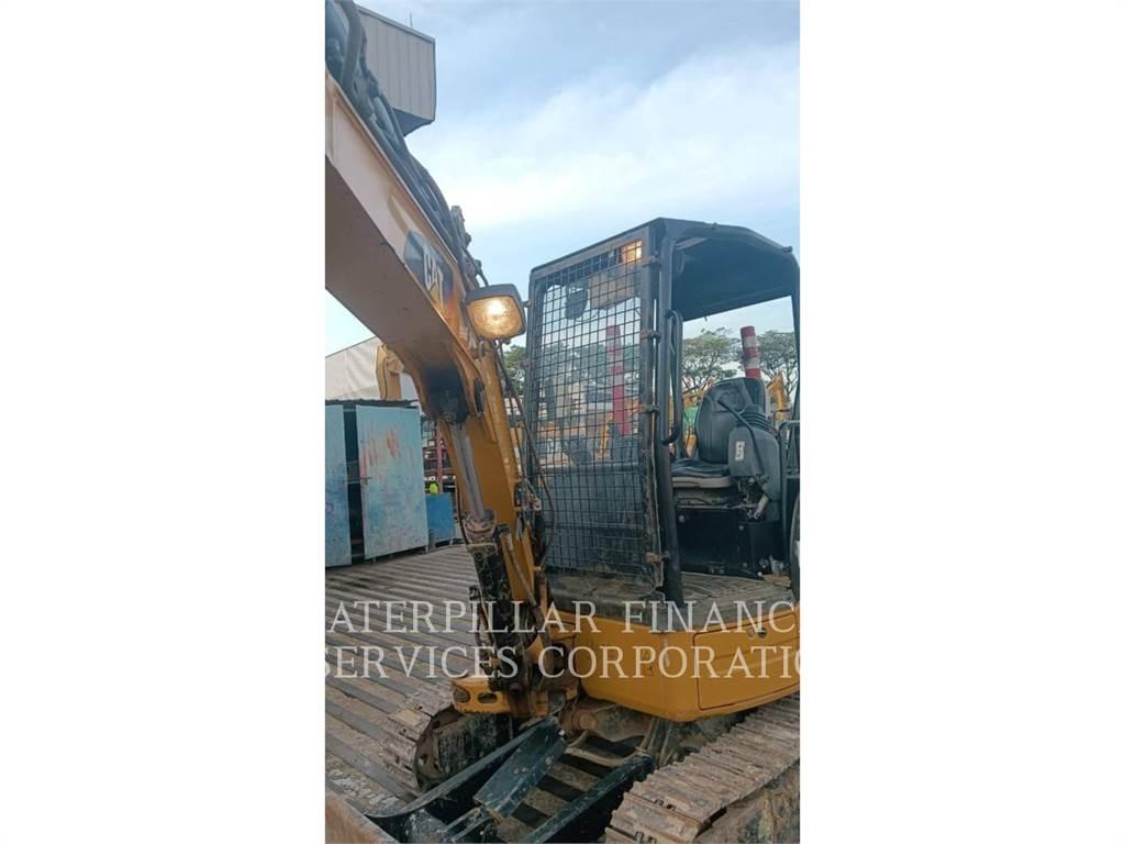CAT 303.5ECR Pelle sur chenilles