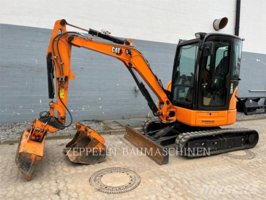 CAT 303.5ECR Pelle sur chenilles
