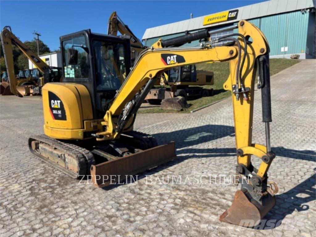 CAT 303.5ECR Pelle sur chenilles