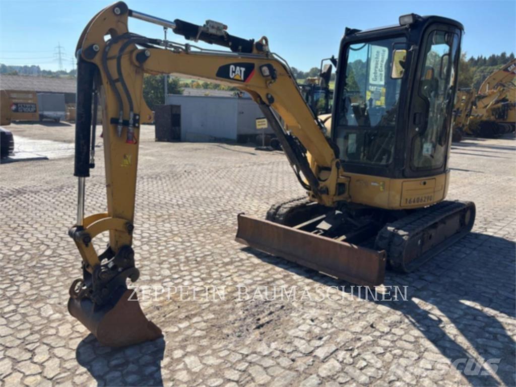 CAT 303.5ECR Pelle sur chenilles