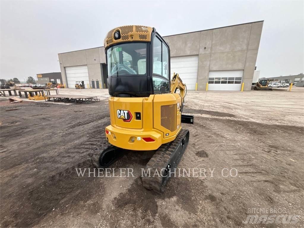 CAT 303 C3 Pelle sur chenilles