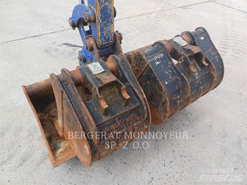 CAT 303 CR Pelle sur chenilles