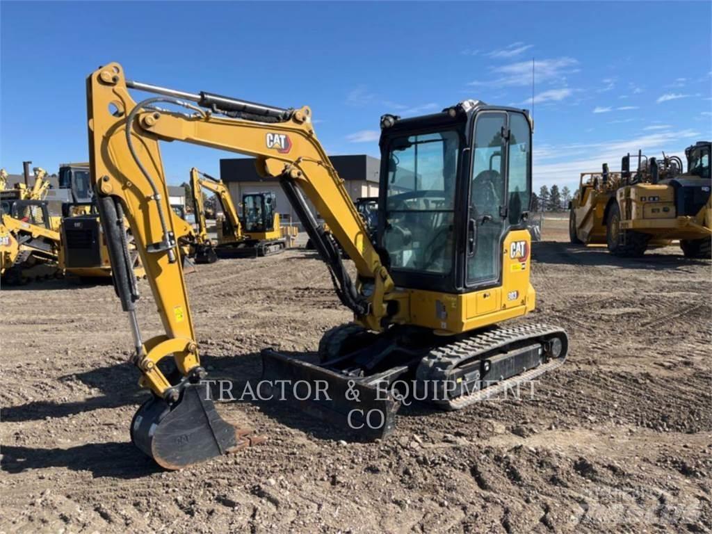 CAT 303 CRCB Pelle sur chenilles