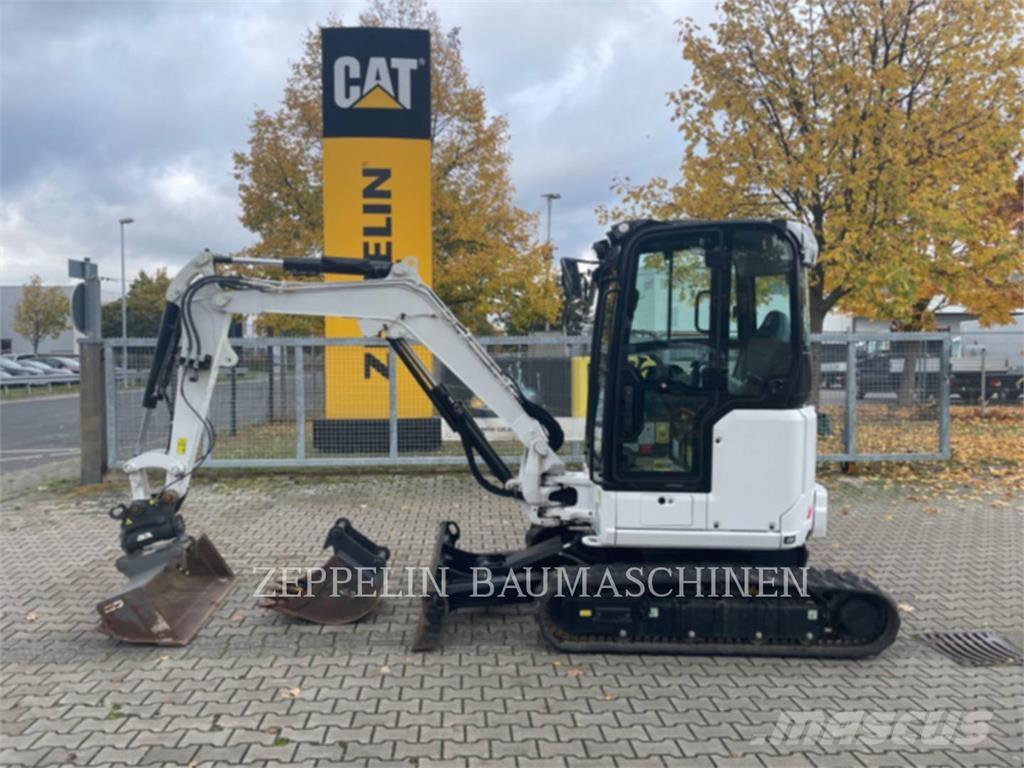 CAT 303CR-07A Pelle sur chenilles