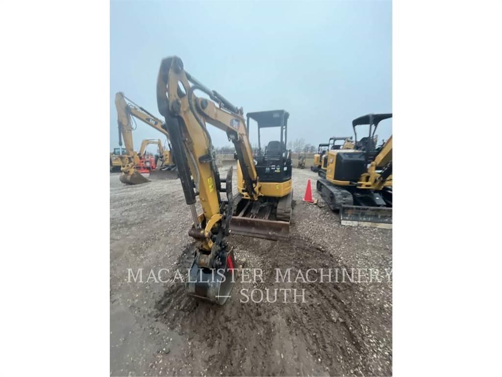 CAT 303E Pelle sur chenilles