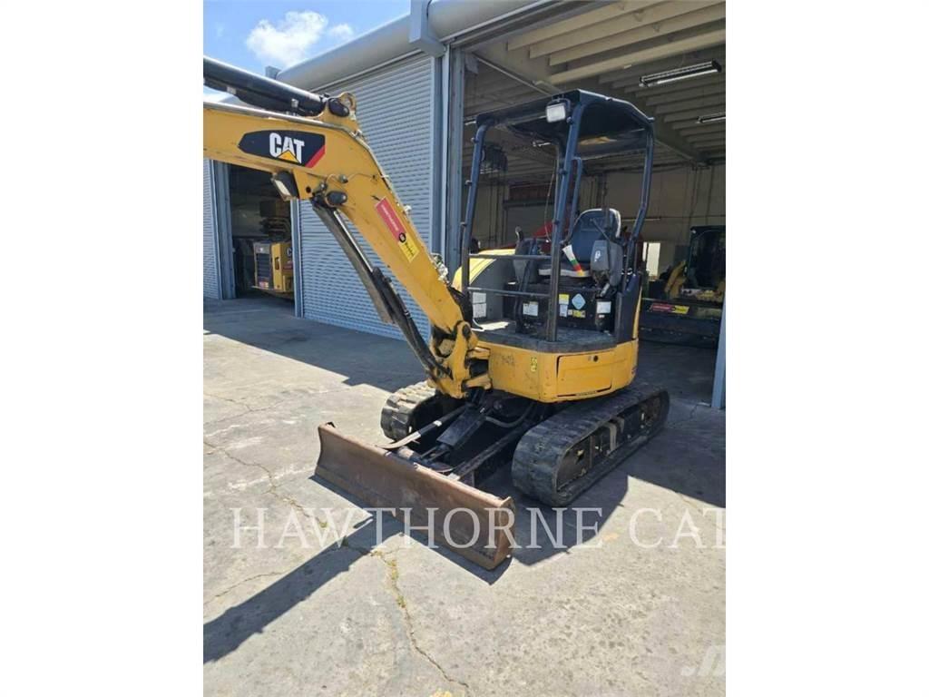 CAT 303E CR Pelle sur chenilles
