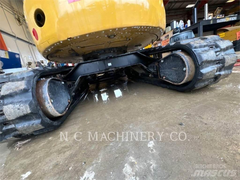 CAT 303E CRCN Pelle sur chenilles