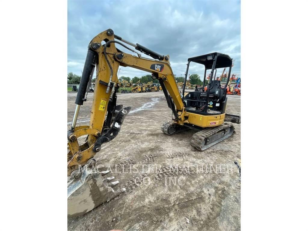 CAT 303ECR Pelle sur chenilles