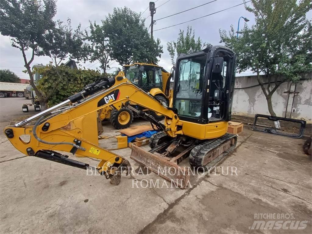 CAT 303ECR Pelle sur chenilles