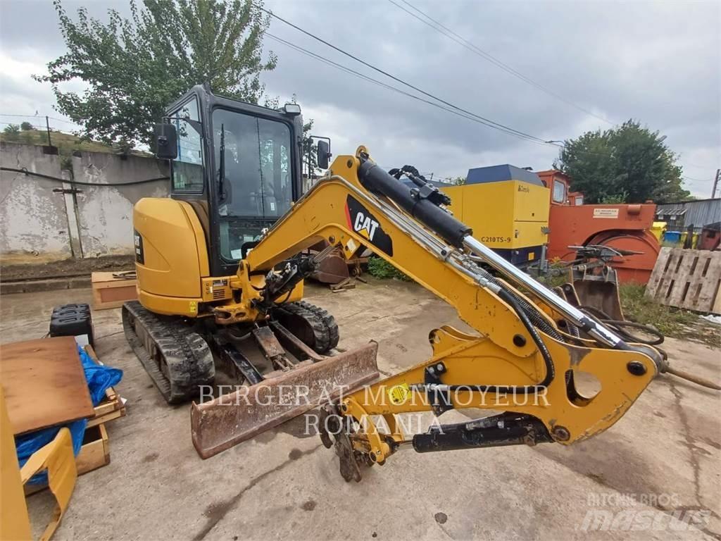 CAT 303ECR Pelle sur chenilles