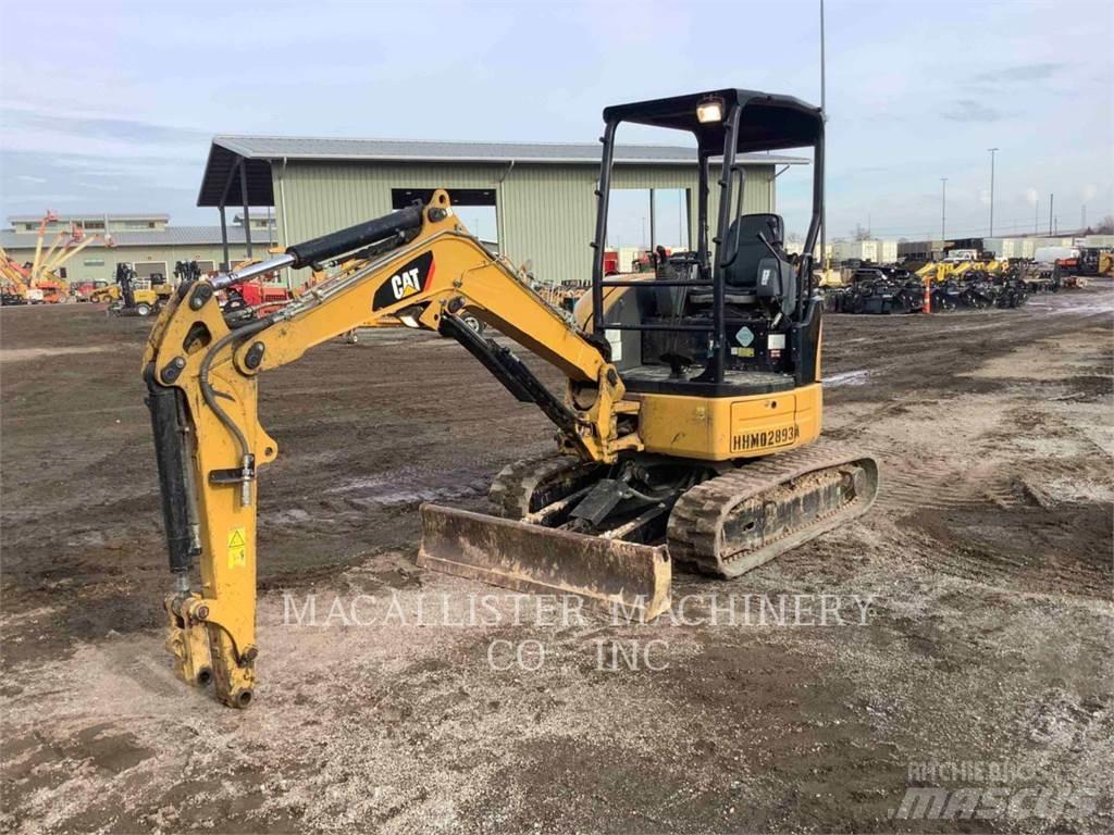CAT 303ECR Pelle sur chenilles