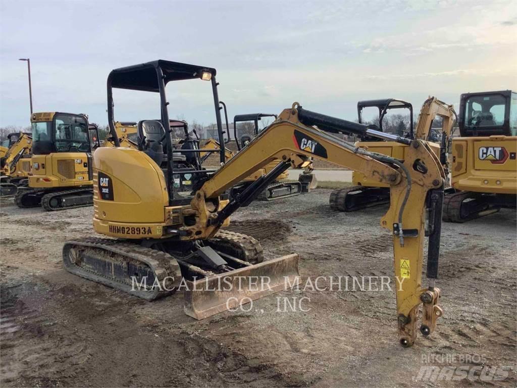 CAT 303ECR Pelle sur chenilles
