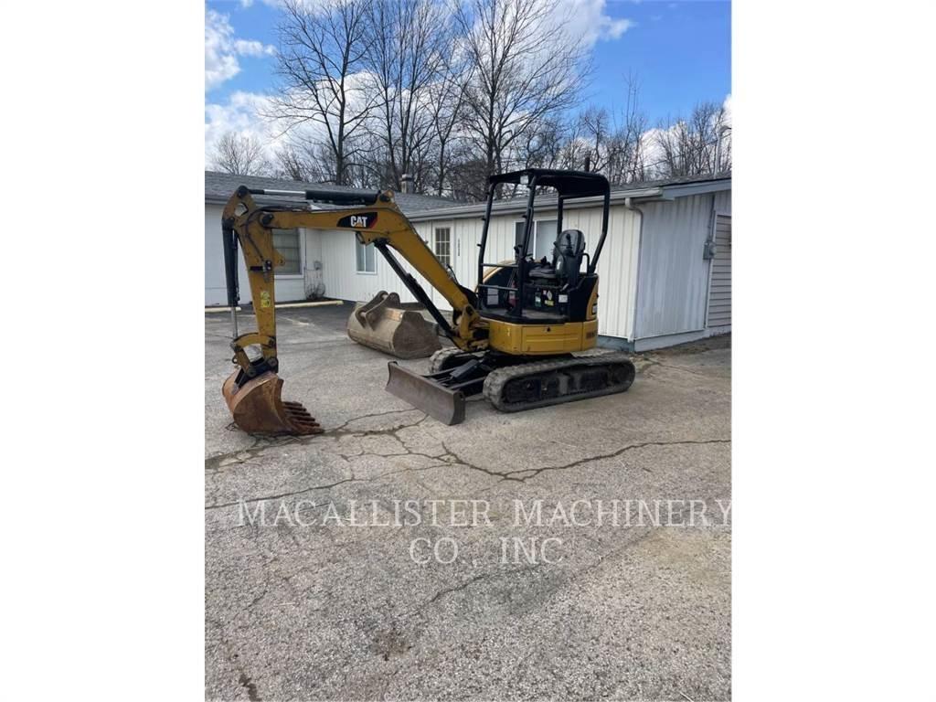 CAT 303ECR Pelle sur chenilles