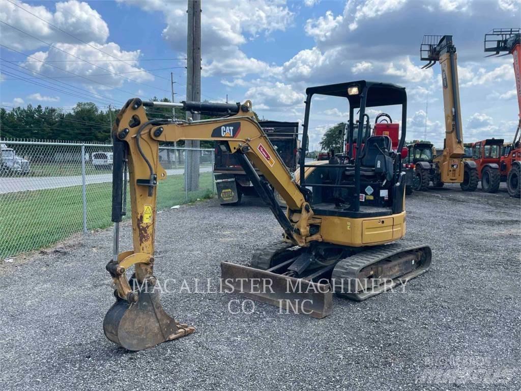 CAT 303ECR Pelle sur chenilles
