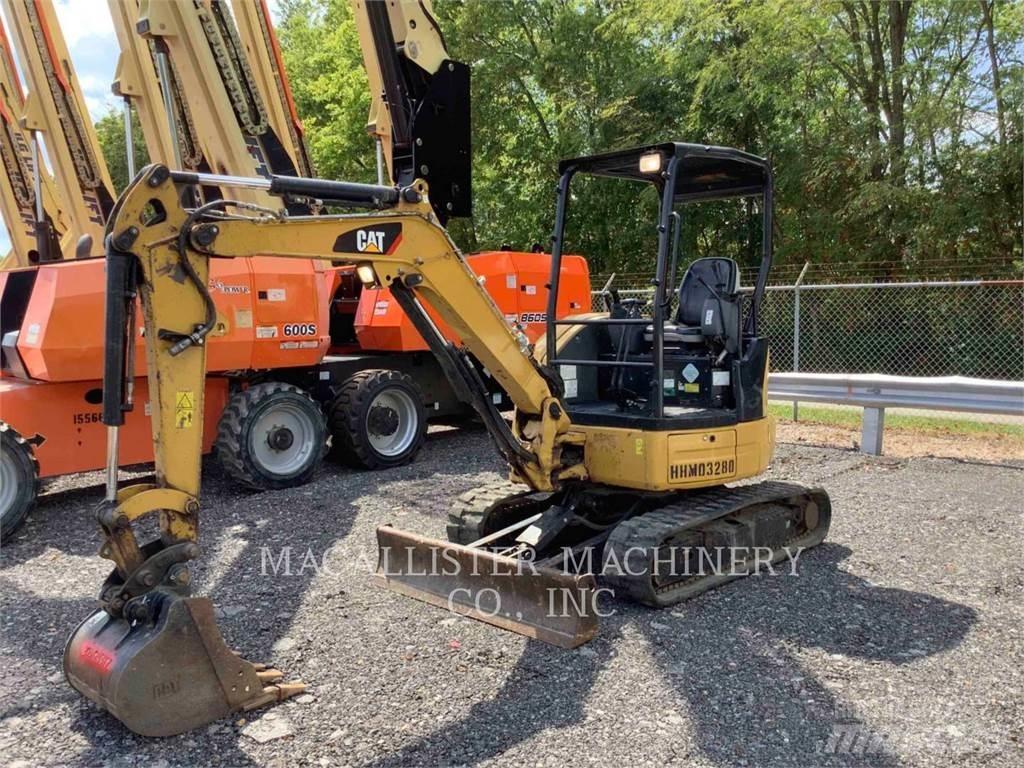 CAT 303ECR Pelle sur chenilles