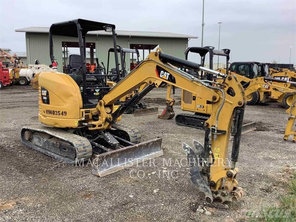 CAT 303ECR Pelle sur chenilles