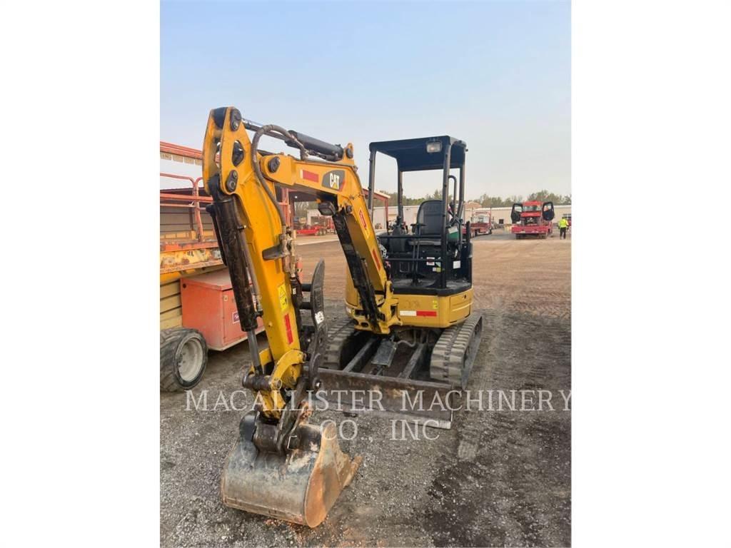 CAT 303ECR Pelle sur chenilles
