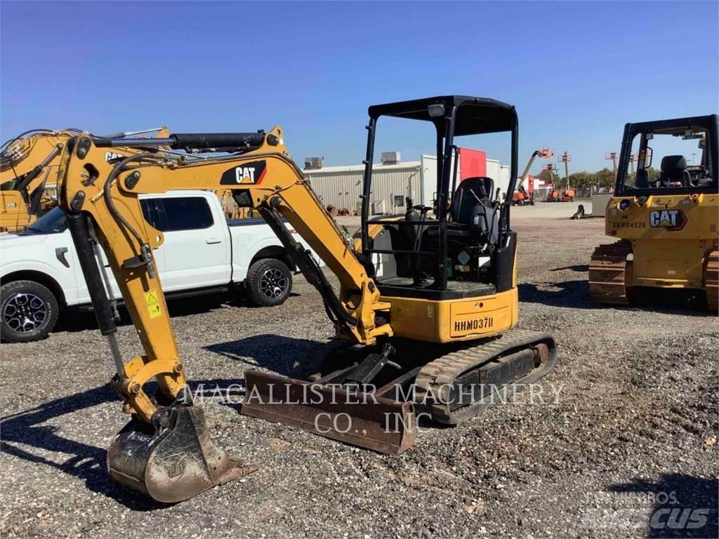CAT 303ECR Pelle sur chenilles