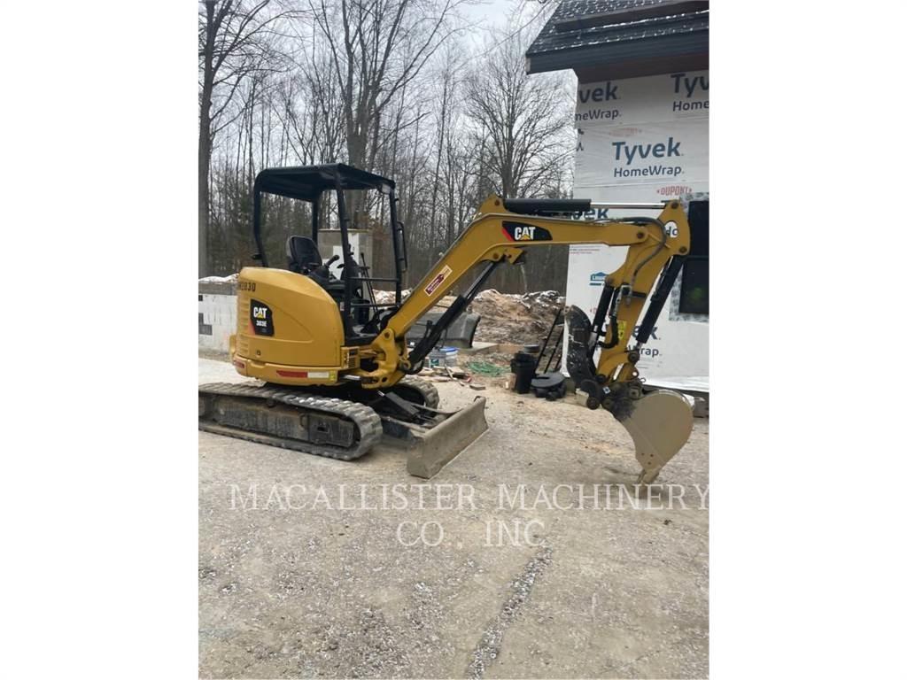CAT 303ECR Pelle sur chenilles