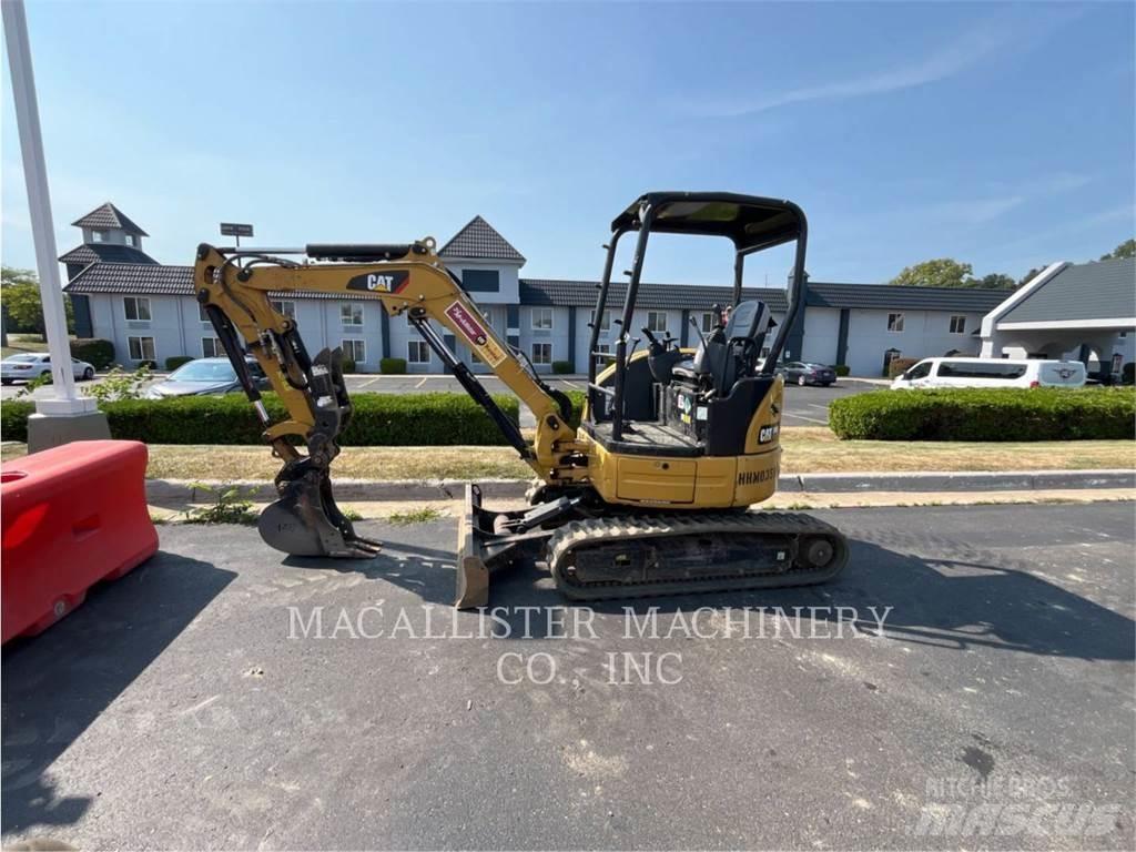 CAT 303ECR Pelle sur chenilles