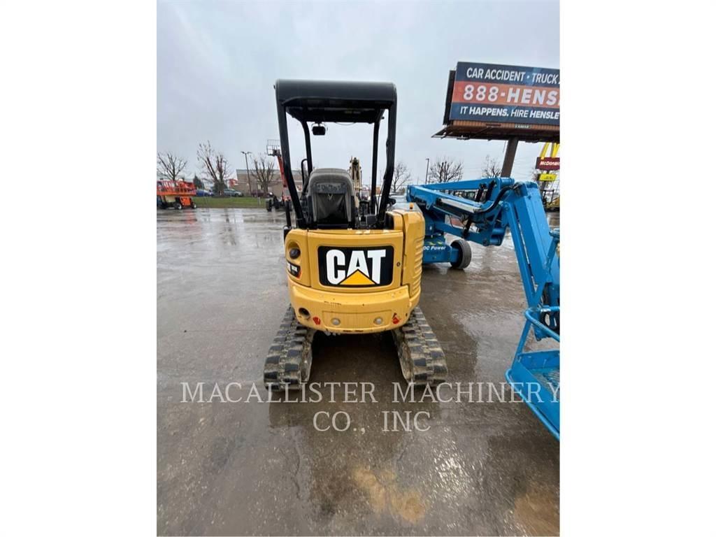 CAT 303ECR Pelle sur chenilles