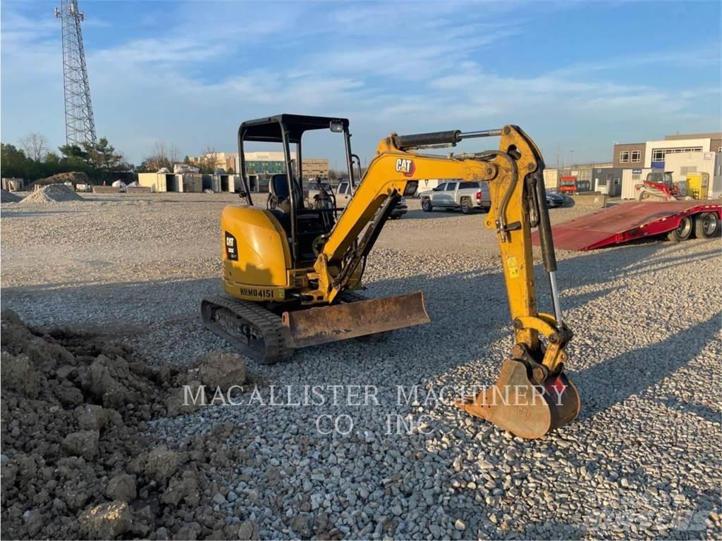 CAT 303ECR Pelle sur chenilles