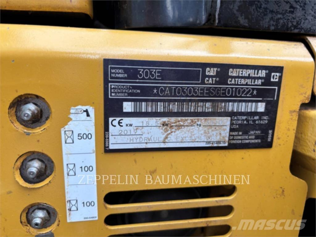 CAT 303ECR Pelle sur chenilles