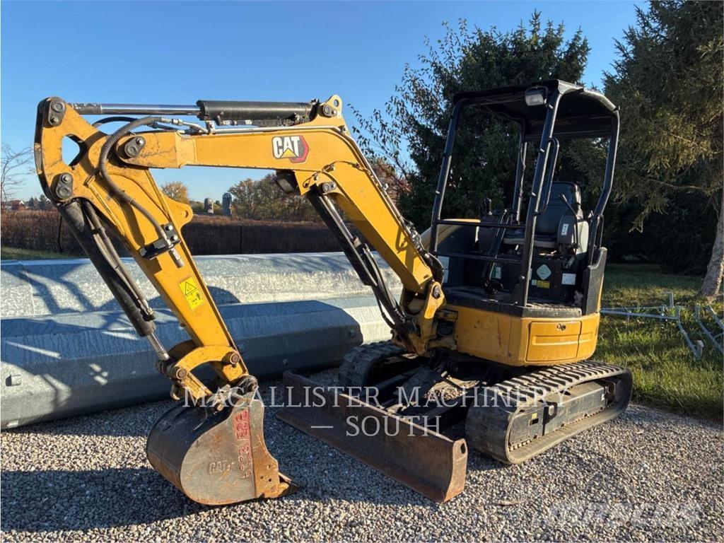 CAT 303ECR Pelle sur chenilles