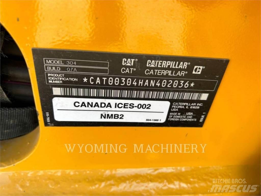 CAT 304 Pelle sur chenilles