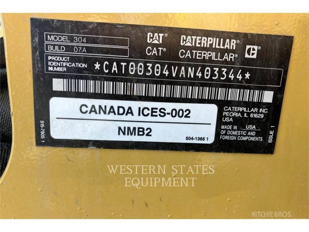CAT 304 Pelle sur chenilles