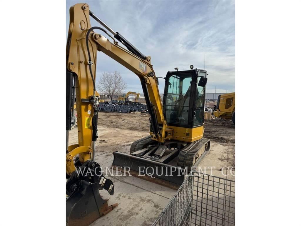 CAT 304 Pelle sur chenilles