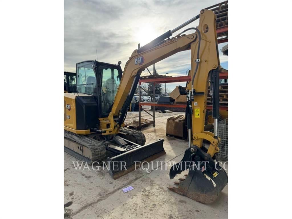 CAT 304 Pelle sur chenilles