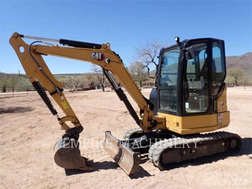 CAT 304 Pelle sur chenilles