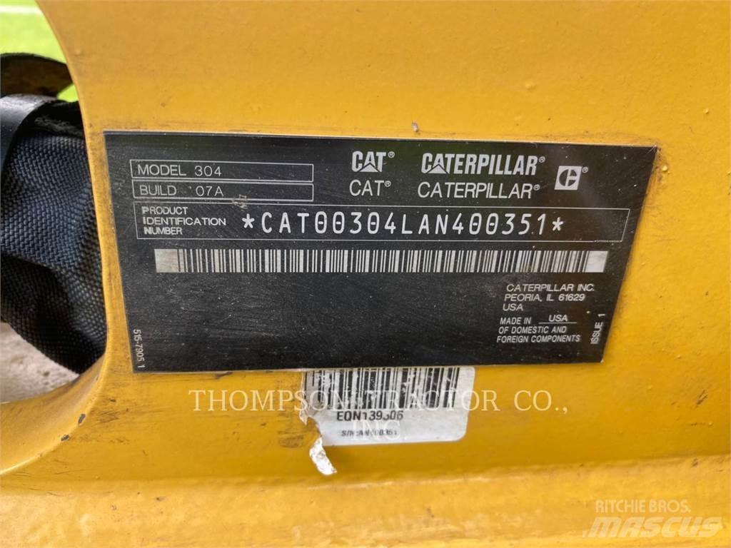 CAT 304 Pelle sur chenilles