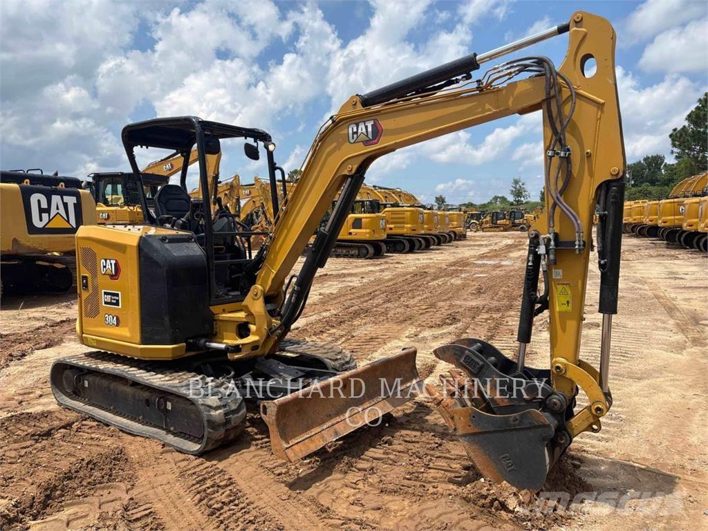 CAT 304 Pelle sur chenilles