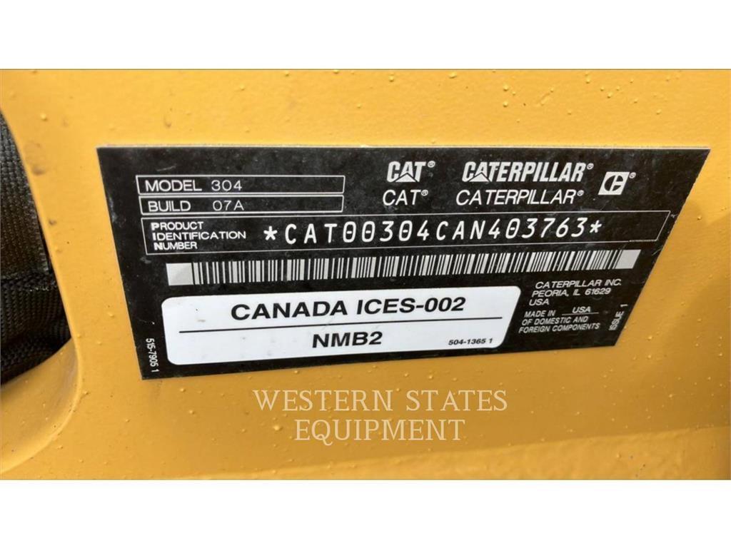 CAT 304 Pelle sur chenilles