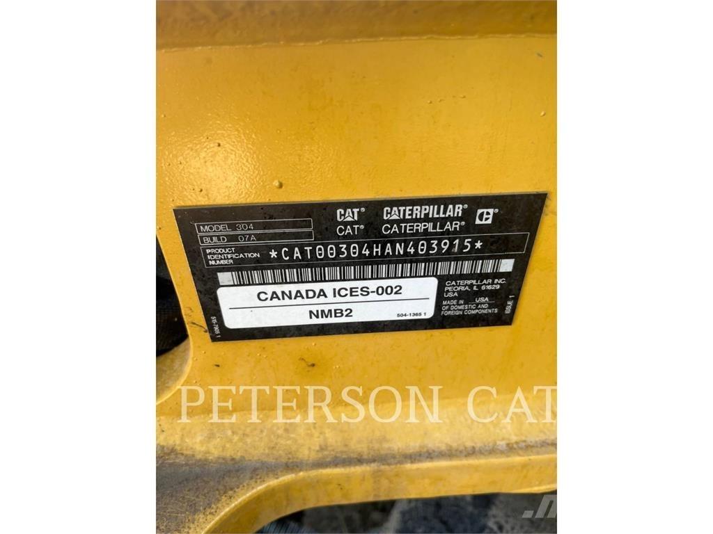 CAT 304 Pelle sur chenilles