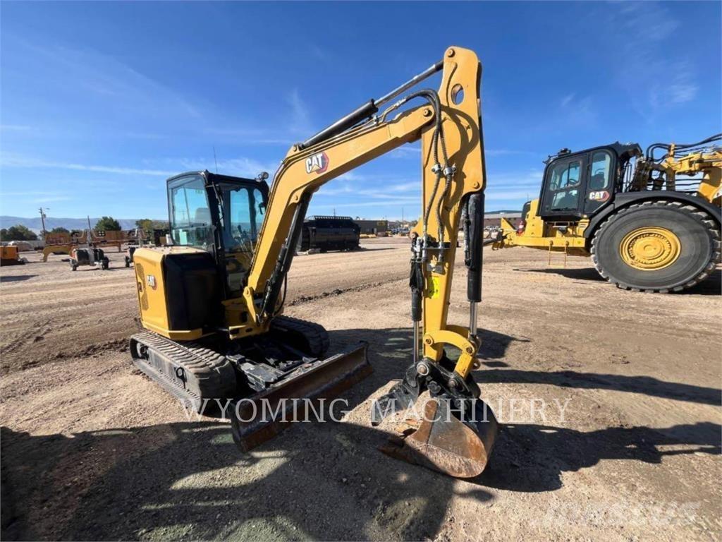 CAT 304 Pelle sur chenilles