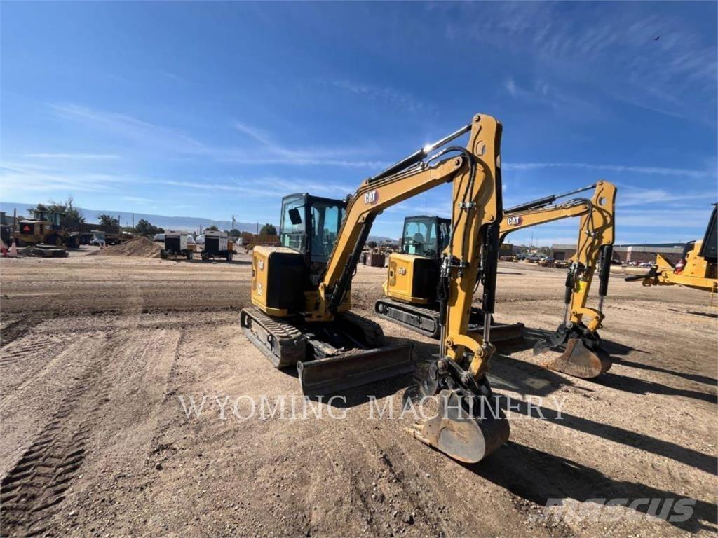 CAT 304 Pelle sur chenilles