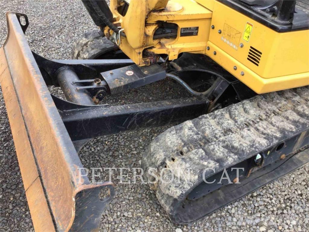 CAT 304 Pelle sur chenilles