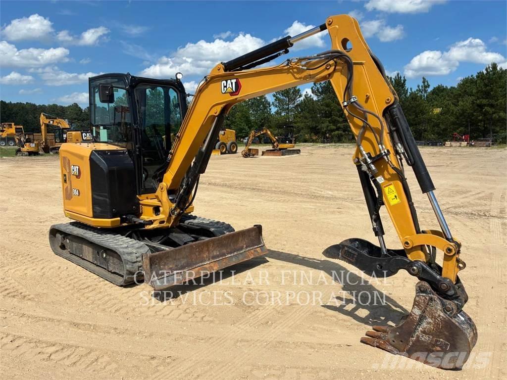 CAT 304-07 Pelle sur chenilles