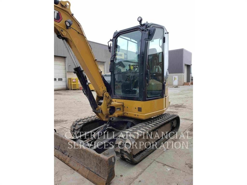 CAT 304 07A Pelle sur chenilles