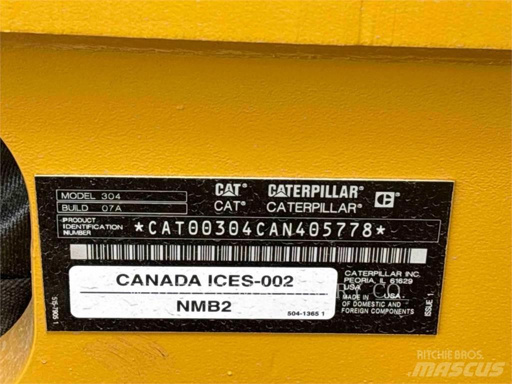 CAT 304 C3 THA Pelle sur chenilles