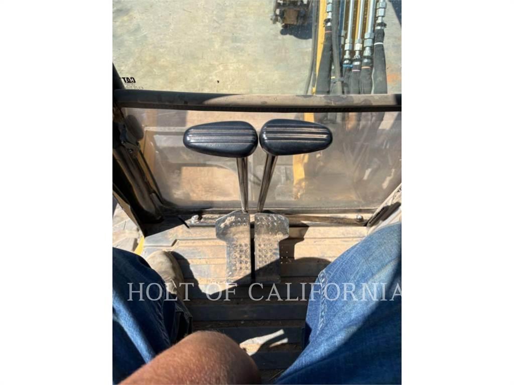 CAT 304E2 Pelle sur chenilles